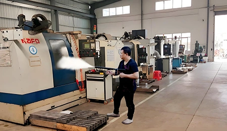 التنظيف بالبخار لأدوات الآلات الصناعية