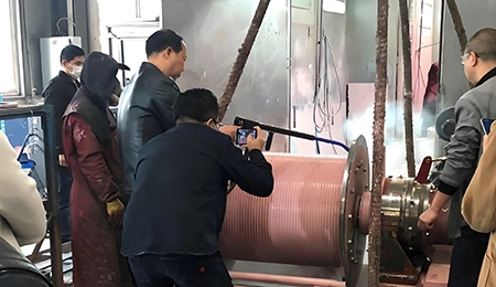 التنظيف بالبخار للقوالب المطلية