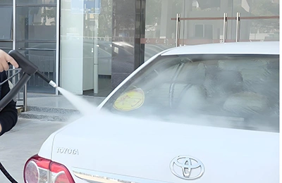 تنظيف هياكل المركبات 