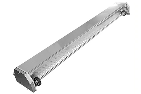 جهاز نصف آلي لتنظيف الألواح الشمسية