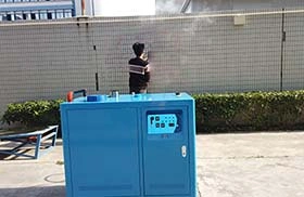 التنظيف بالبخار لإزالة الكتابة والرسومات على الجدران، والزيوت، والأوساخ بفعالية عالية 